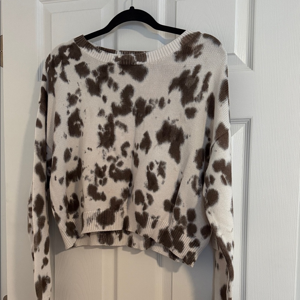 Brown and White Junior’s Crop Sweater
